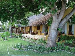 Kinasi Lodge