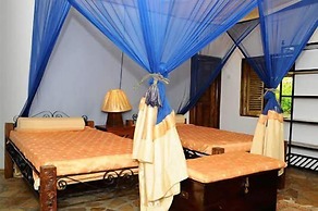 Kinasi Lodge
