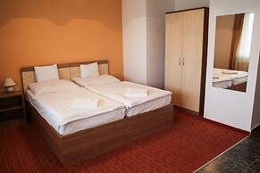 Silver Hotel Budapest City Center
