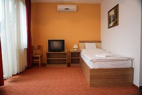 Silver Hotel Budapest City Center