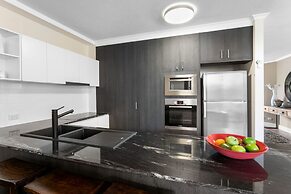 Noosa Tropicana