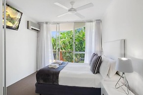 Noosa Tropicana