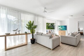 Noosa Tropicana