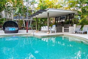 Noosa Tropicana