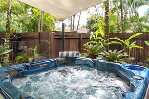 Noosa Tropicana