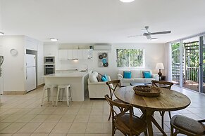Noosa Tropicana