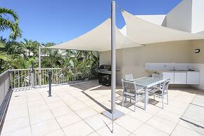 Noosa Tropicana