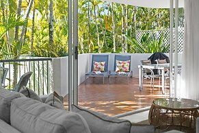 Noosa Tropicana