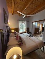 Rothman Manor Guest House