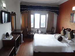 Hotel Surya