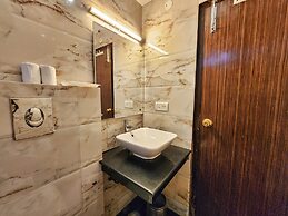 Hotel Surya