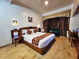 Hotel Surya