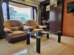 Hotel Surya