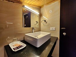 Hotel Surya