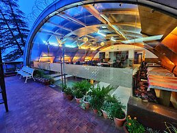 Hotel Surya