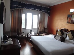 Hotel Surya