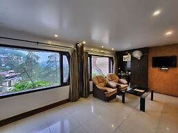 Hotel Surya