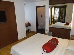 Hotel Surya