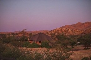 Huab Lodge