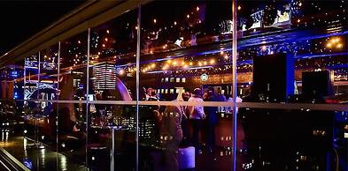 Reef Hotel