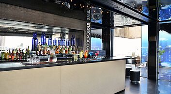 Reef Hotel