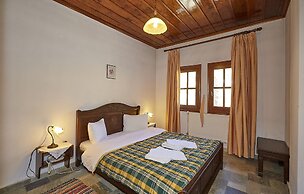 Atrapos Hotel