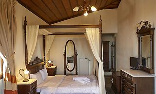 Atrapos Hotel