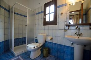 Atrapos Hotel