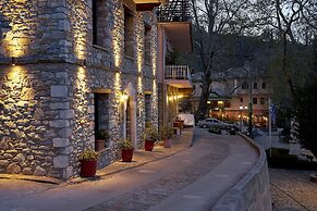 Atrapos Hotel
