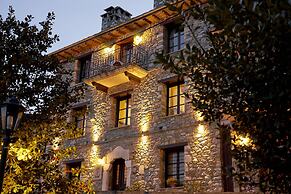 Atrapos Hotel