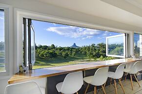 Glass On Glasshouse