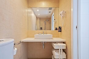 Lugaris Rambla - Apartments