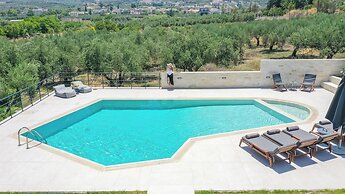 Villas Lefkothea