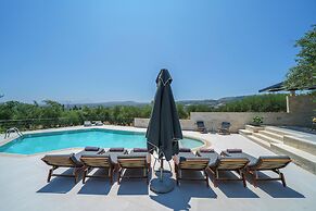 Villas Lefkothea