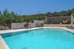 Villas Lefkothea