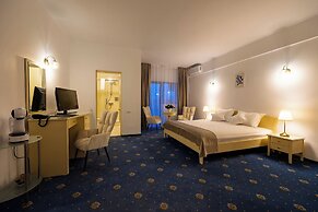 HOTEL SIR ROYAL