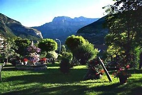 Edelweiss Hotel