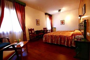Edelweiss Hotel