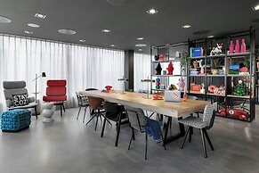 Moxy Zurich