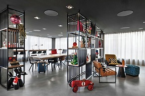 Moxy Zurich