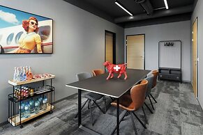 Moxy Zurich