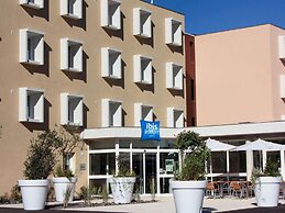 ibis Loriol Le Pouzin