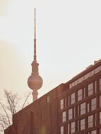 Numa Berlin Weinmeister