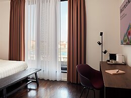 Numa Berlin Weinmeister