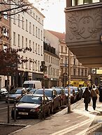 Numa Berlin Weinmeister
