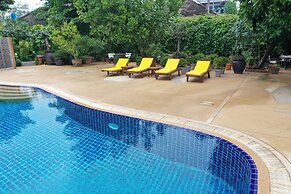 Tropica Bungalow Resort