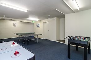 Sunseeker Lodge