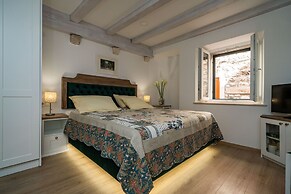 Pavisa Old town rooms