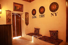 Aslan Guest House