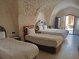 Aslan Guest House